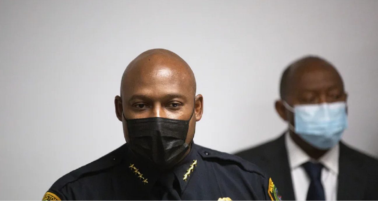 2 arrested in fatal shooting of New Orleans officer in Texas - UpnUpNews
